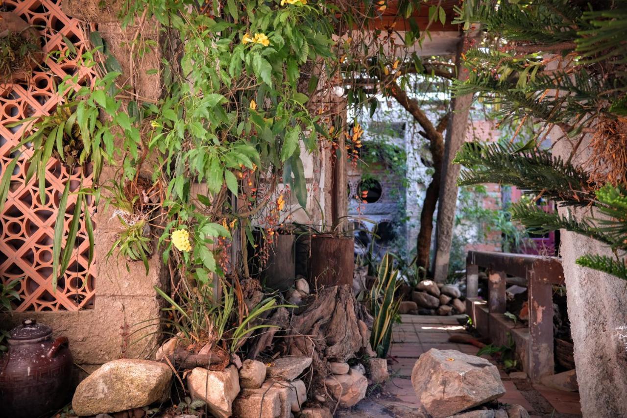 Y.O Inn Kon Tum Exterior foto