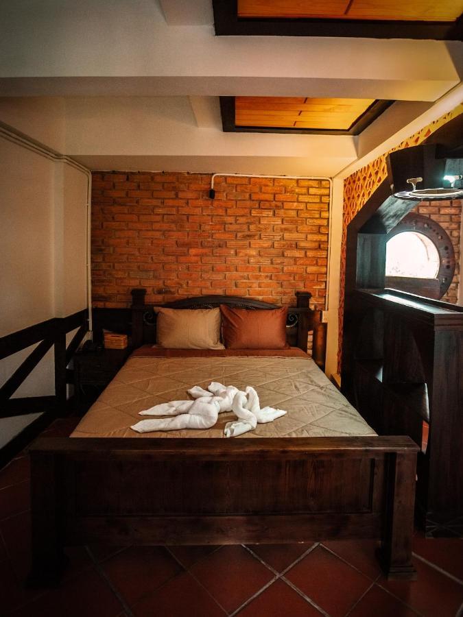 Y.O Inn Kon Tum Exterior foto